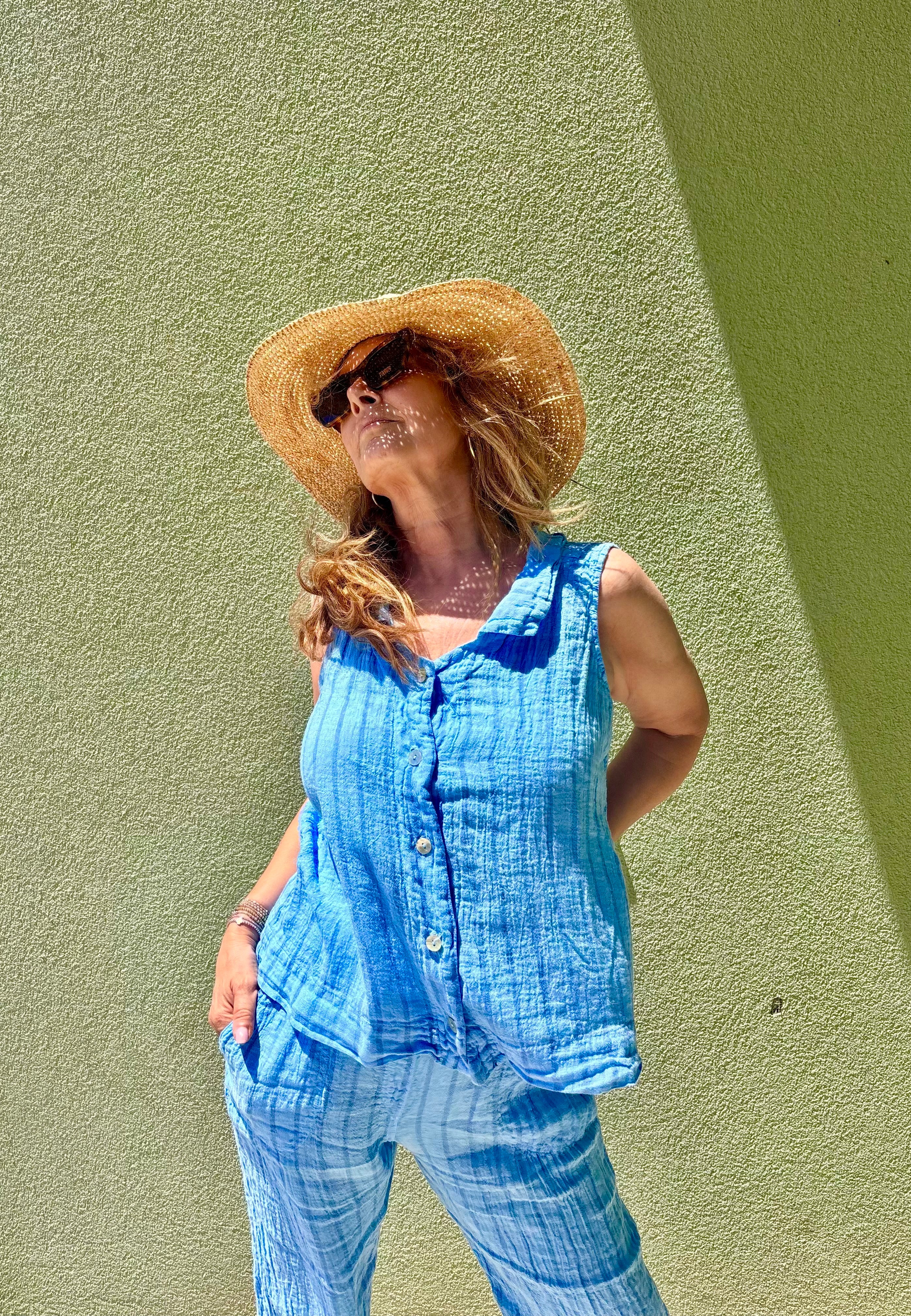 Women's Tops & Tees - Casual & Dressy Styles | OOMA Boutique
