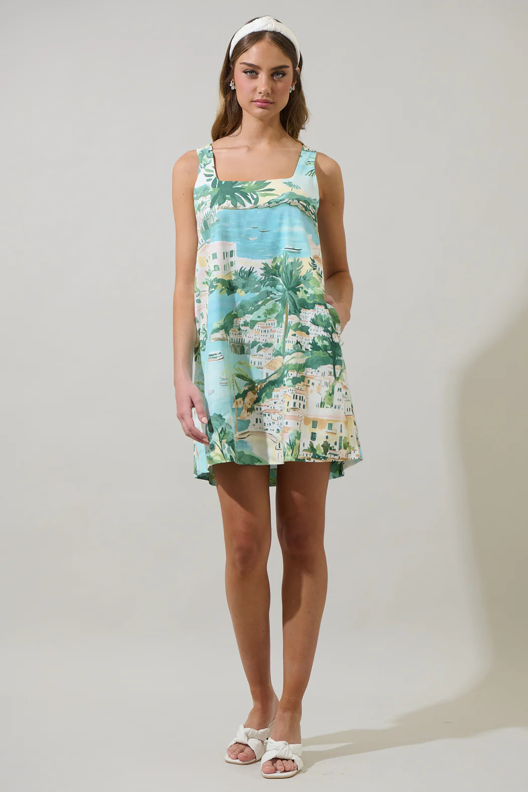 Zenica Shift Dress