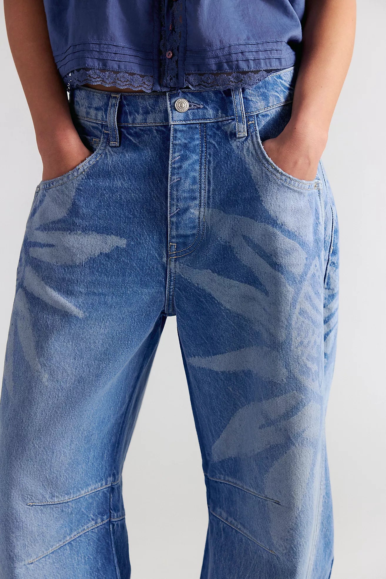 We The Free Good Luck Printed Barrel Jean