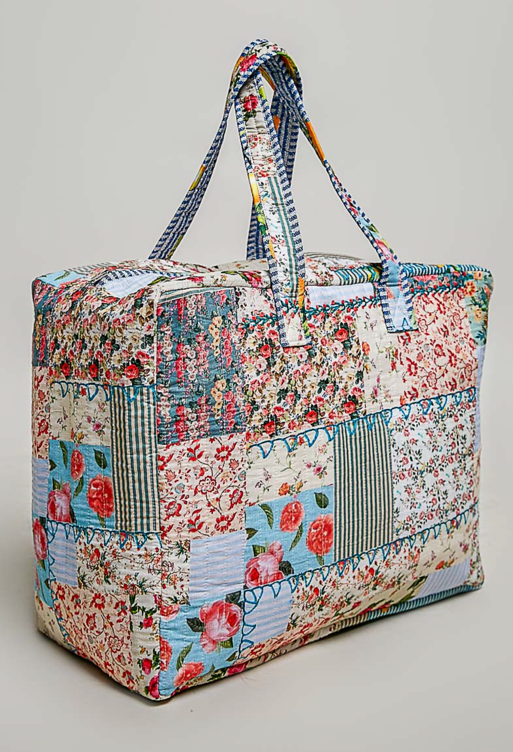 Shabby chic zip top tote bag pol